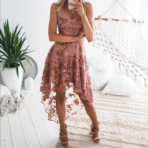 SASKIA HIGH LOW DRESS - EMBROIDERY ROSE